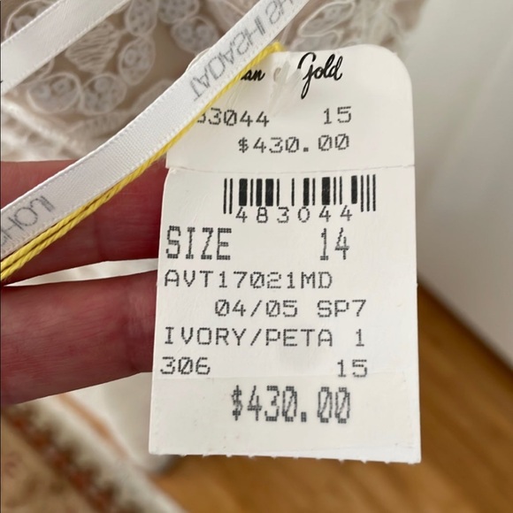 Tadashi White Silk and Lace Dress - Picture 6 of 6